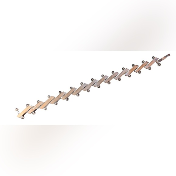 Heavy Mexican Sterling Silver Link Bracelet (8”) - Picture 4 of 9